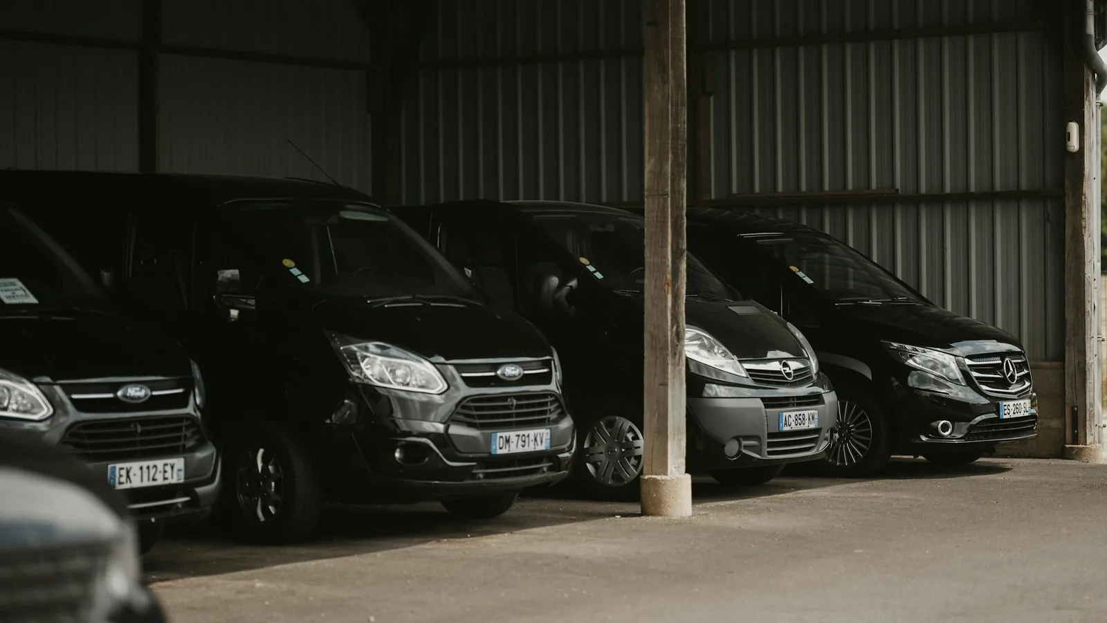 How Small Car Rental Companies Can Compete With Big Rental Brands
