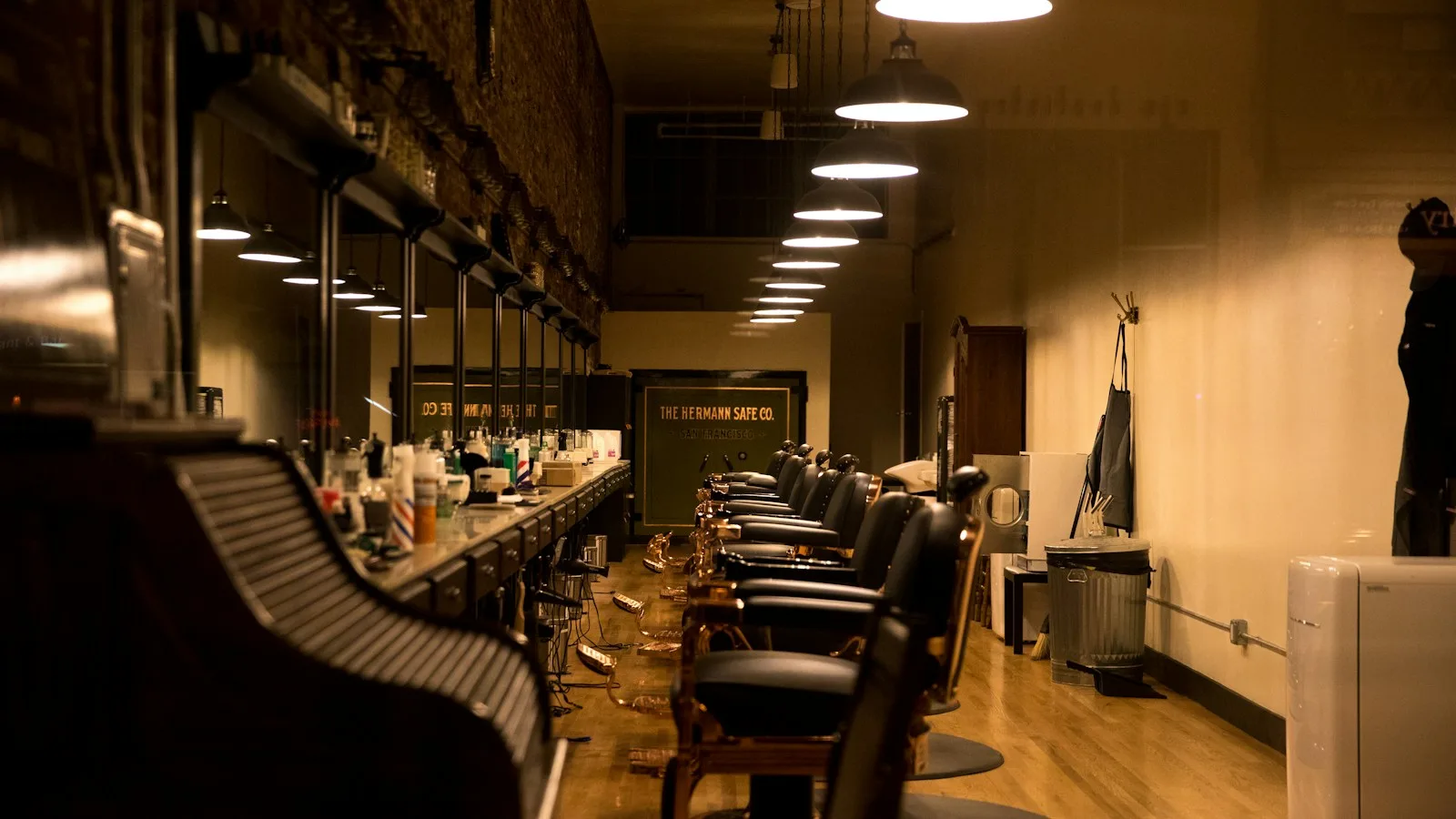 Filling the quiet Tuesday without discounting your Saturday