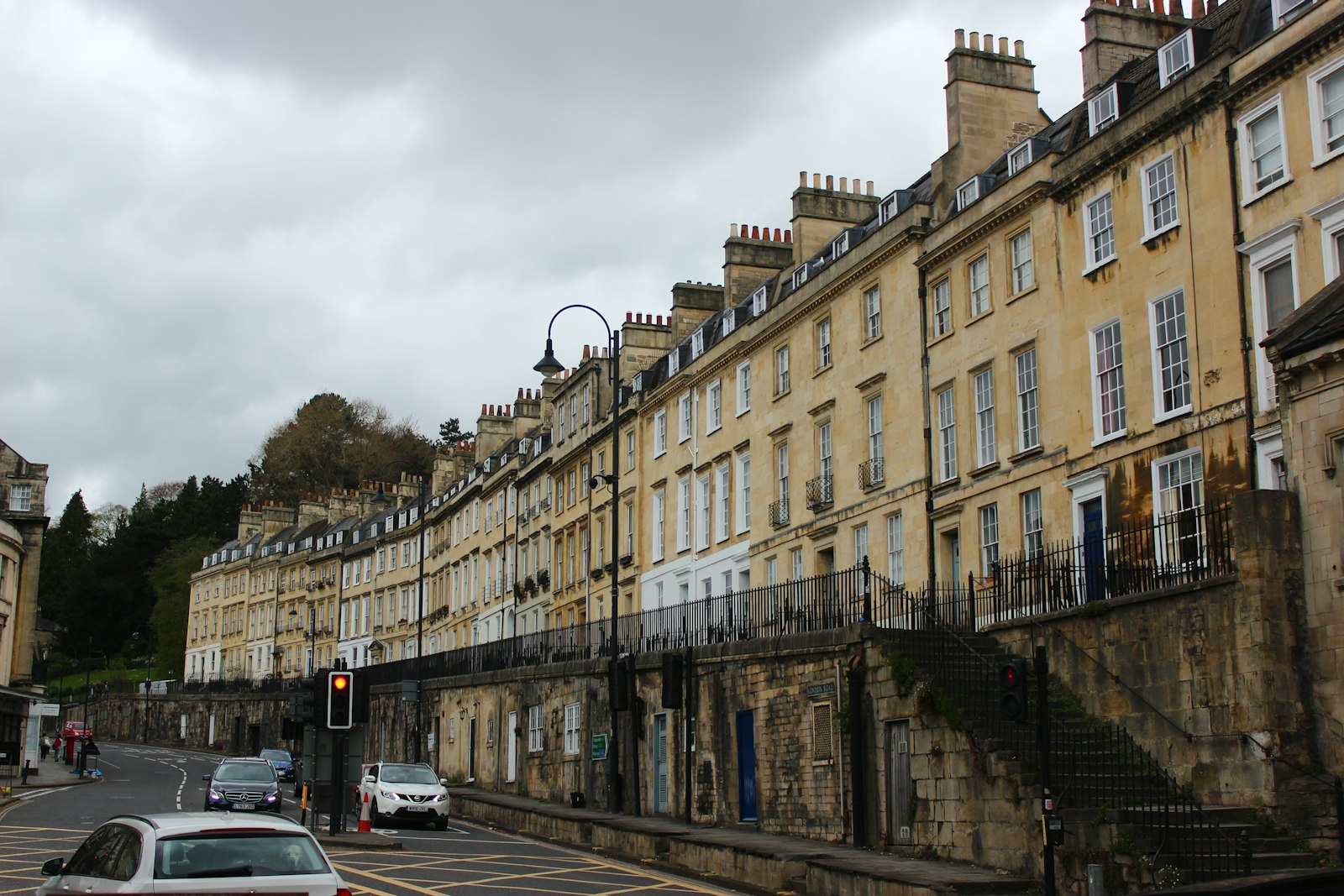 A curving Georgian terrace in Bath